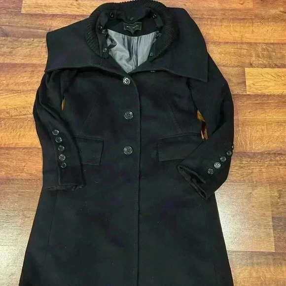 BCBGMaxAzria Jackets & Blazers - BCBG Maxazria black Women’s wool peacoat size M